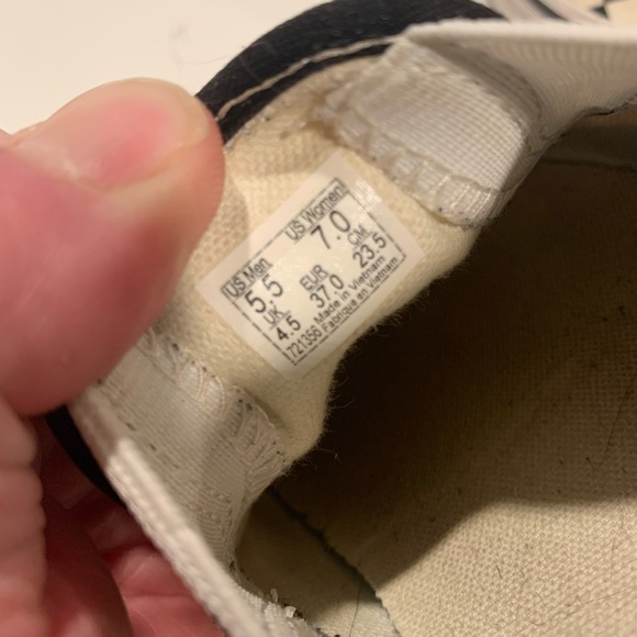 Boys Checkerboard Vans - Picture 4 of 4